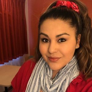 Meet your Posher, Jacquelyn